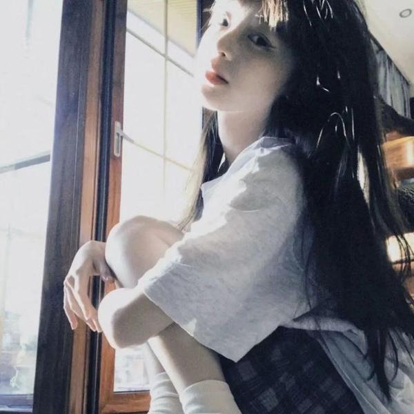春光绿柳营